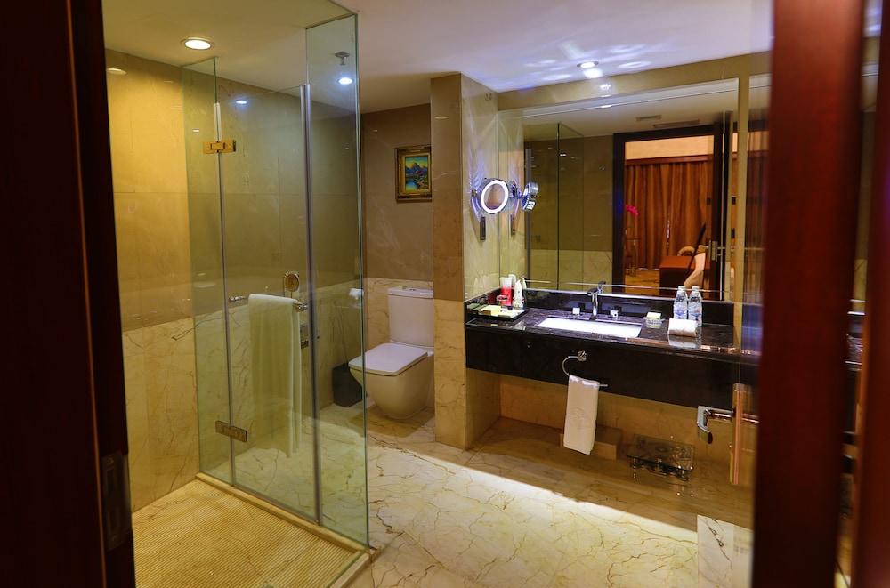 Ramada Chengdu North Hotel Ngoại thất bức ảnh