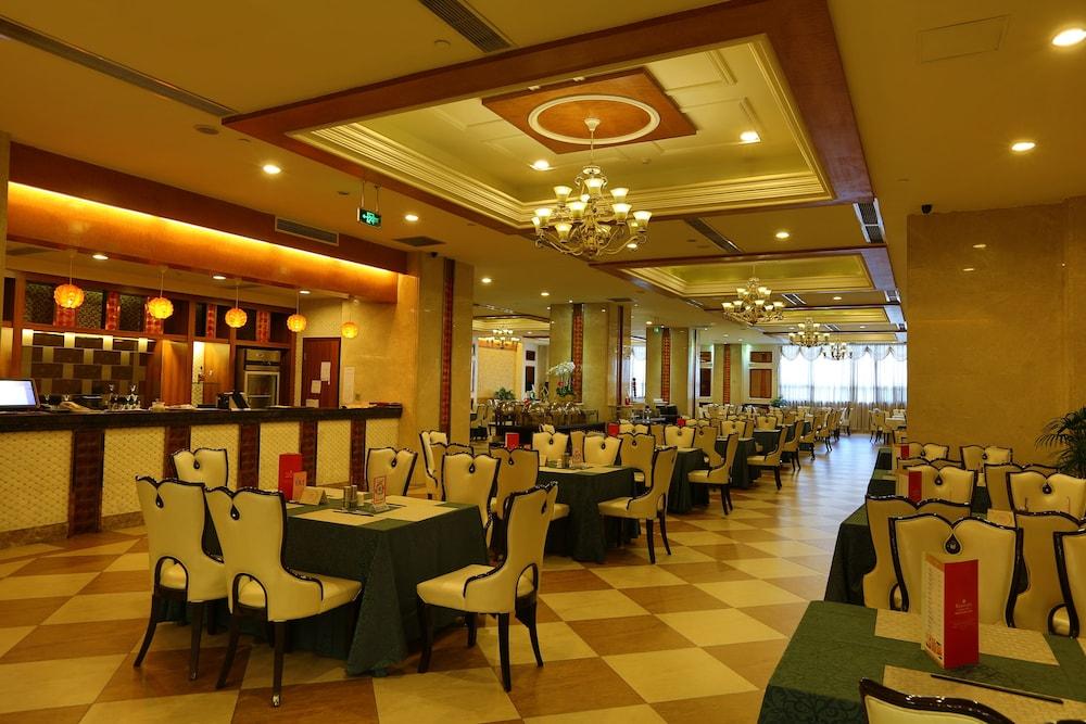 Ramada Chengdu North Hotel Ngoại thất bức ảnh