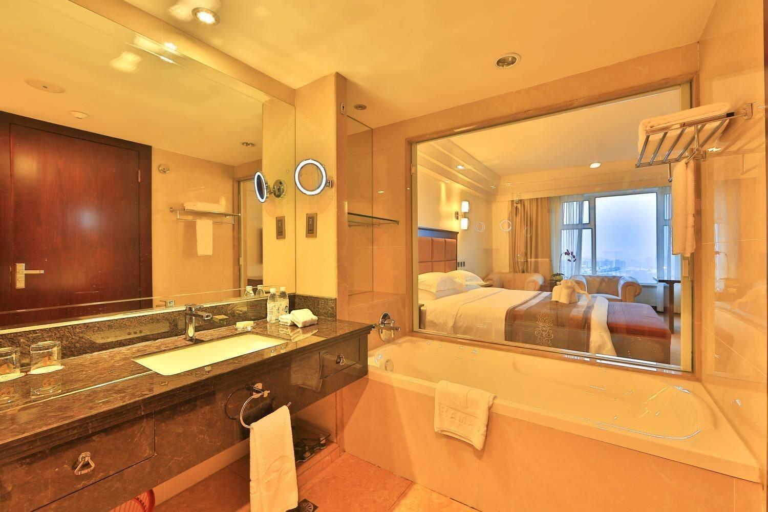 Ramada Chengdu North Hotel Ngoại thất bức ảnh