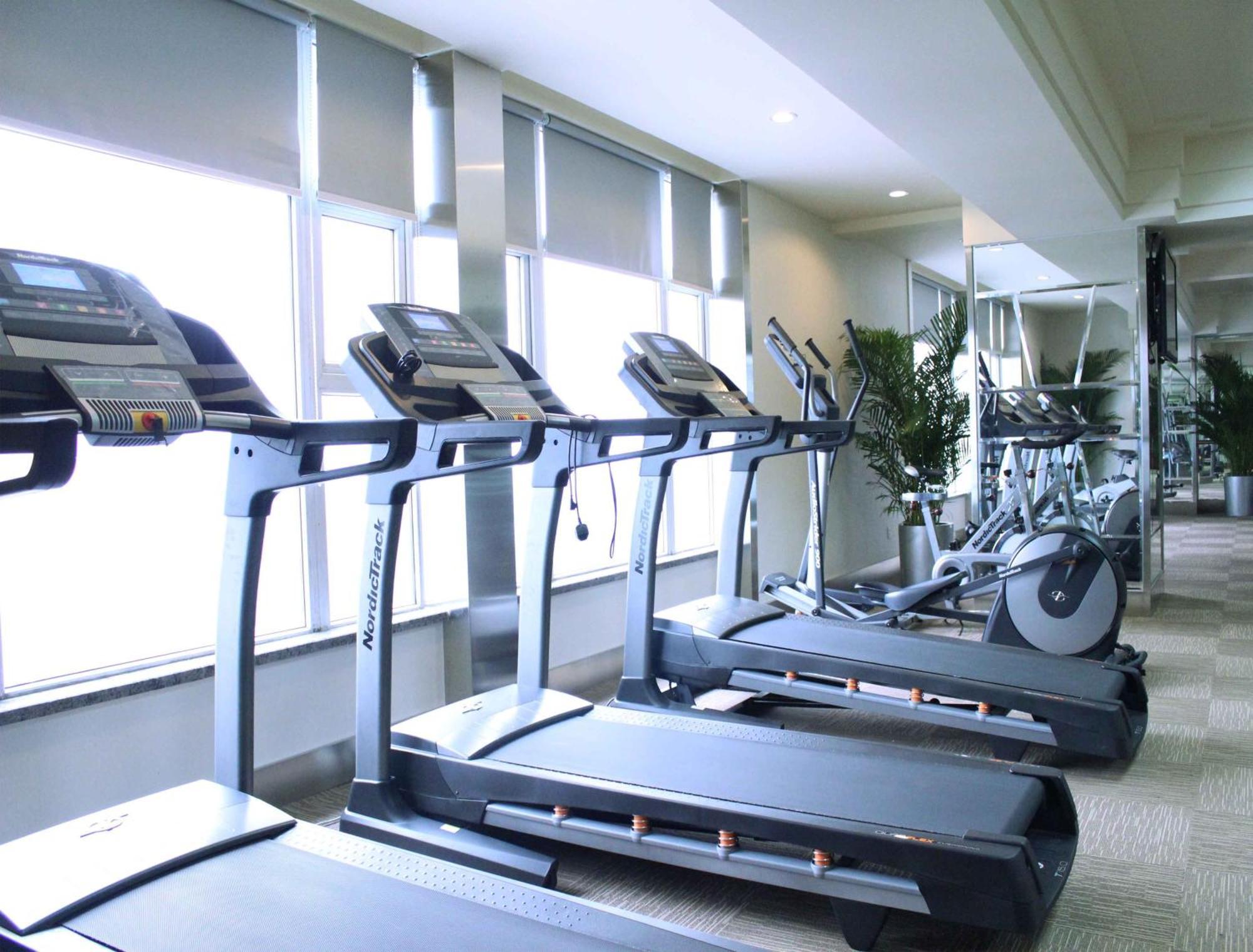 Ramada Chengdu North Hotel Ngoại thất bức ảnh